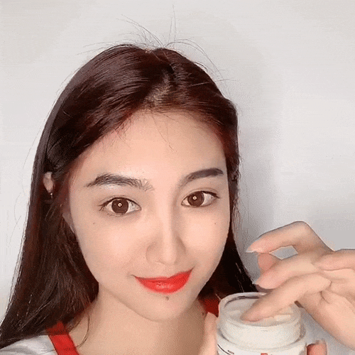 bb221b08-edf8-40d7-bcd9-7206116e81b5.gif