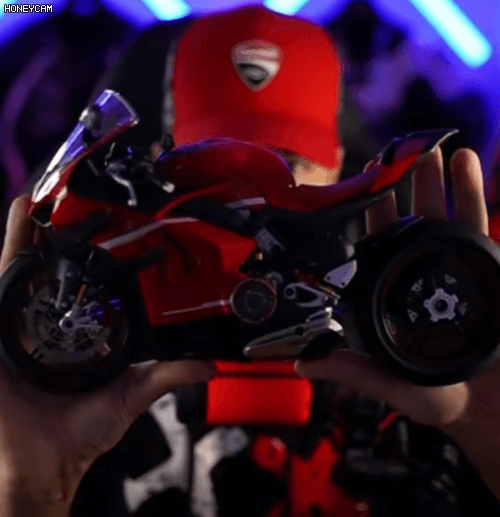 Honeycam 2025-12-26 10-46-31.gif