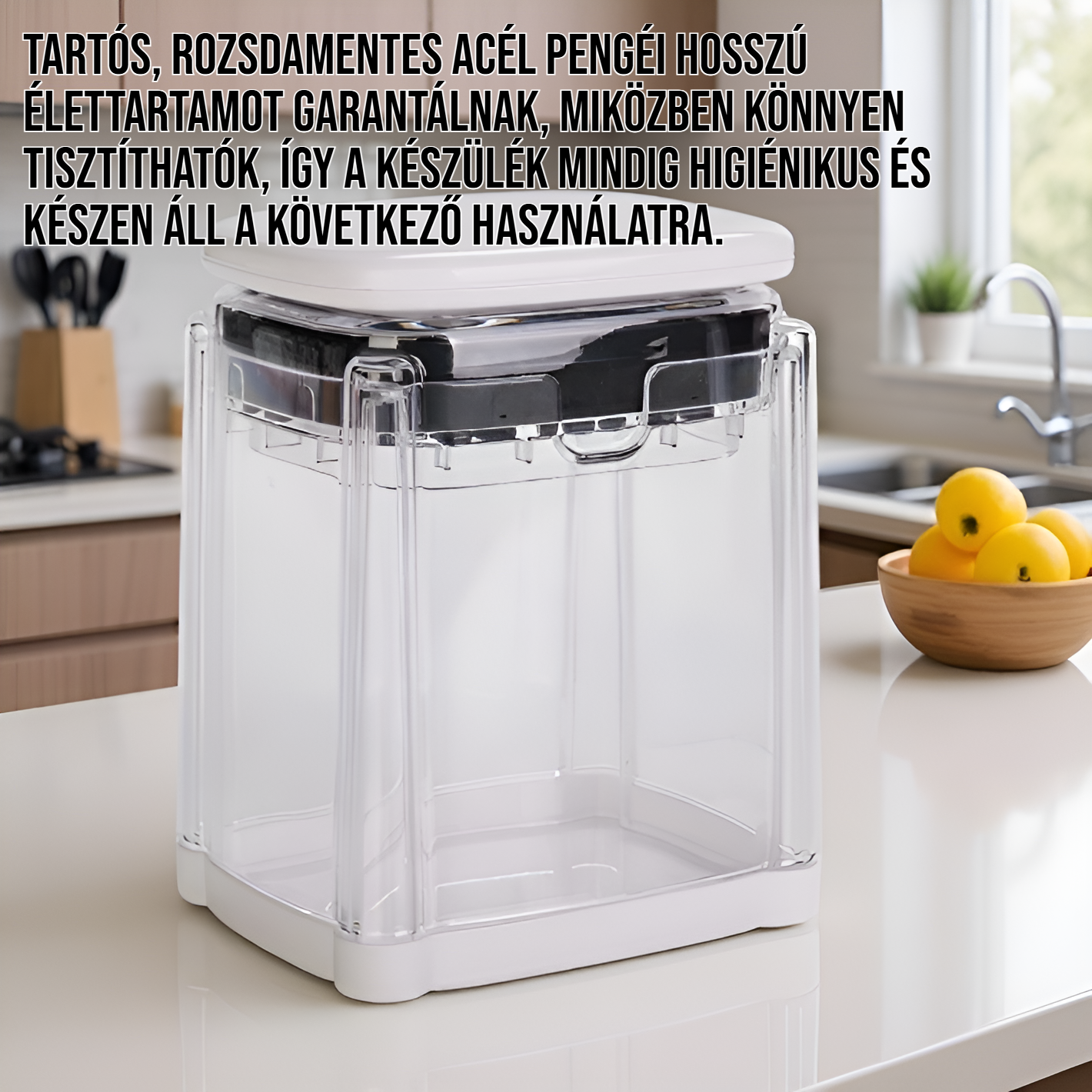 Többfunkciós prés típusú almaszeletelő használat közben