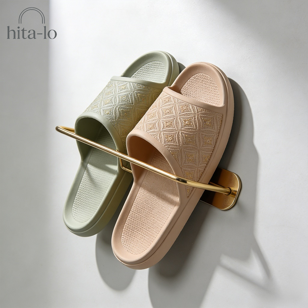 Hausschuhhalterung im Badezimmer – platzsparend und ordentlich