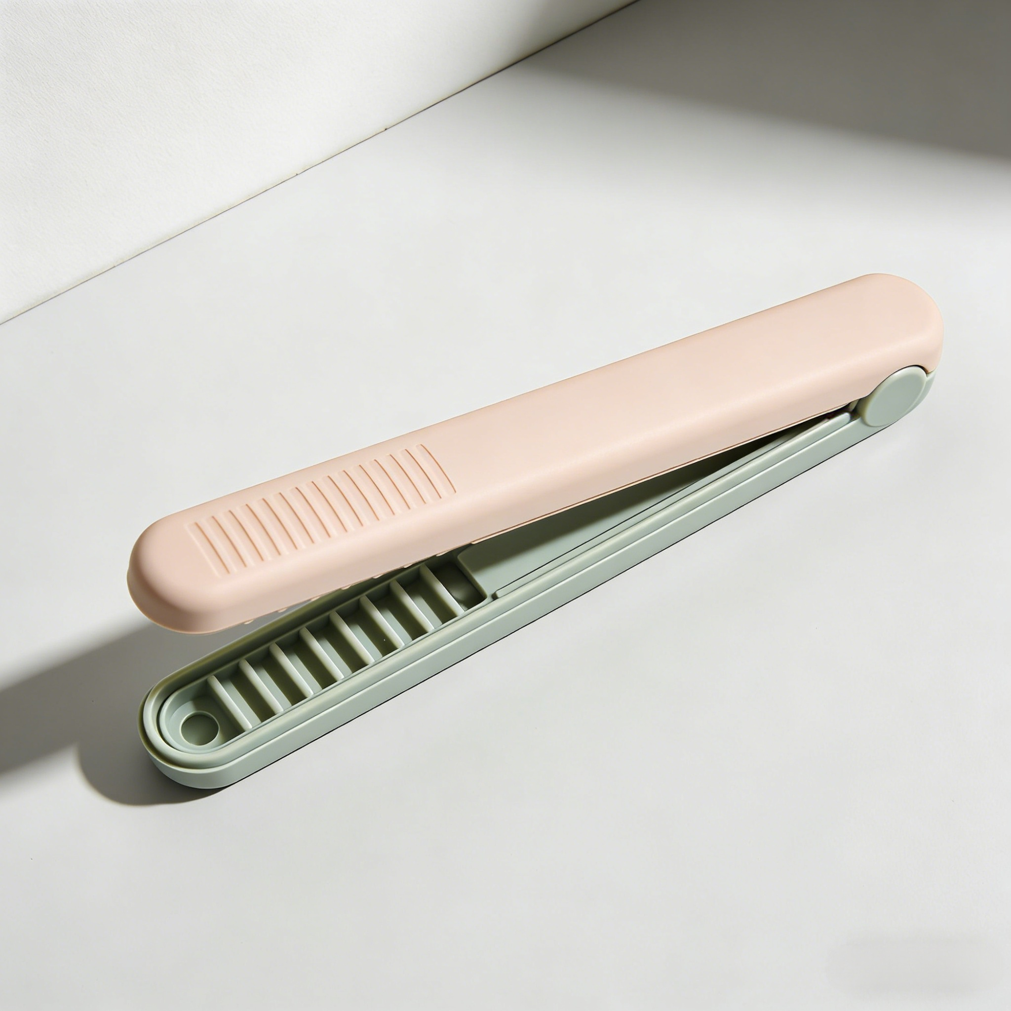 Set of 20 kitchen silicone sealing clips for food bags