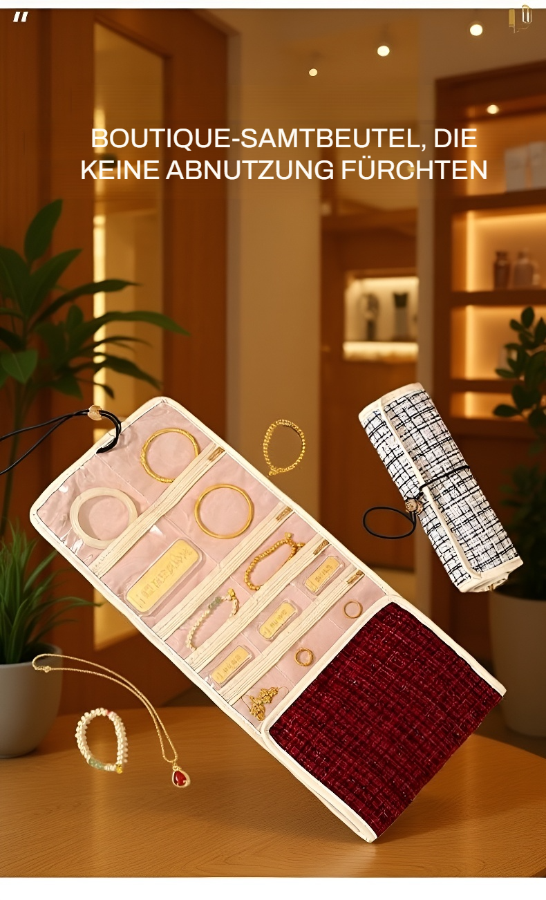 Schmucktasche in klassischer Chanel-Optik mit goldenen Details