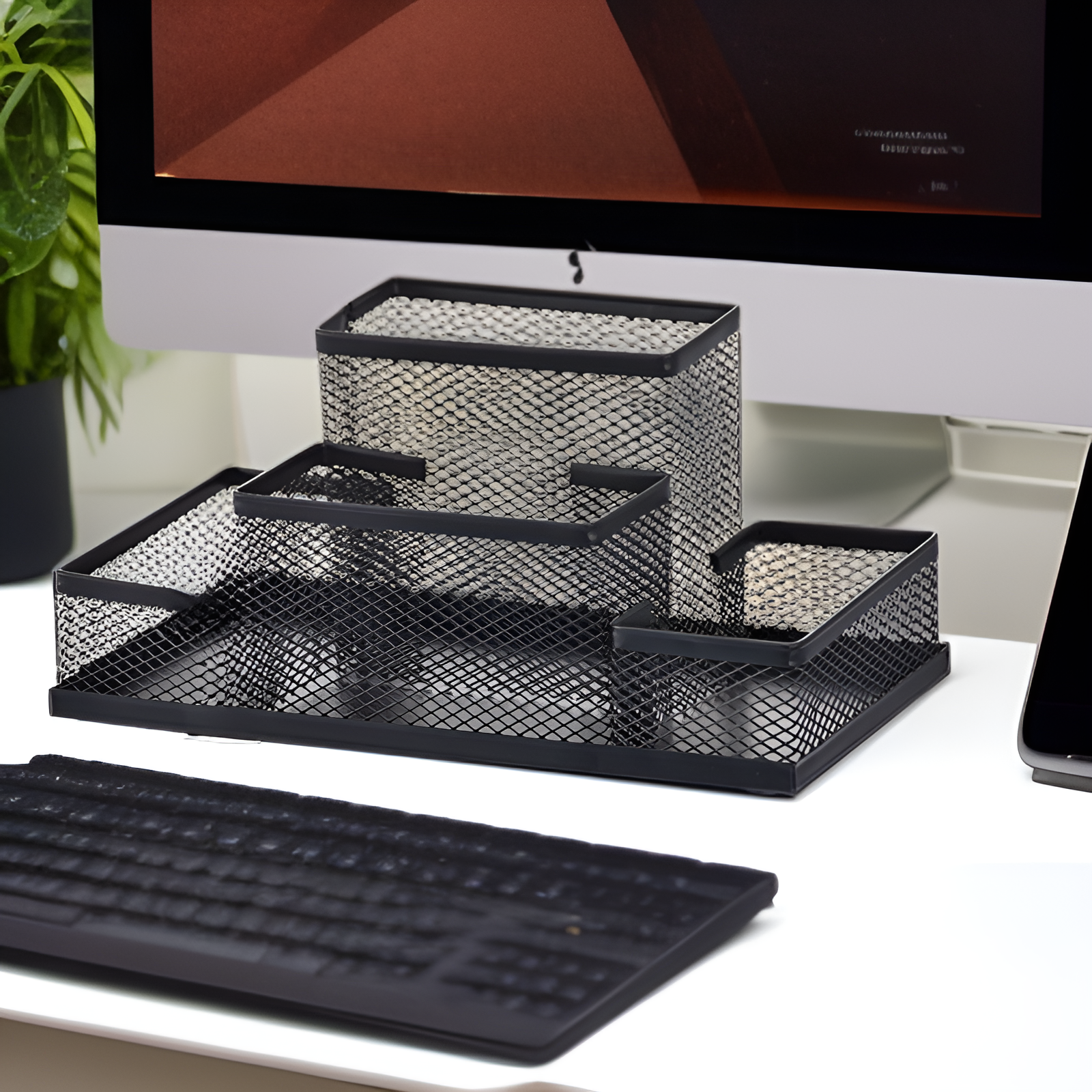 Vielseitiger Organizer für Arbeitszimmer