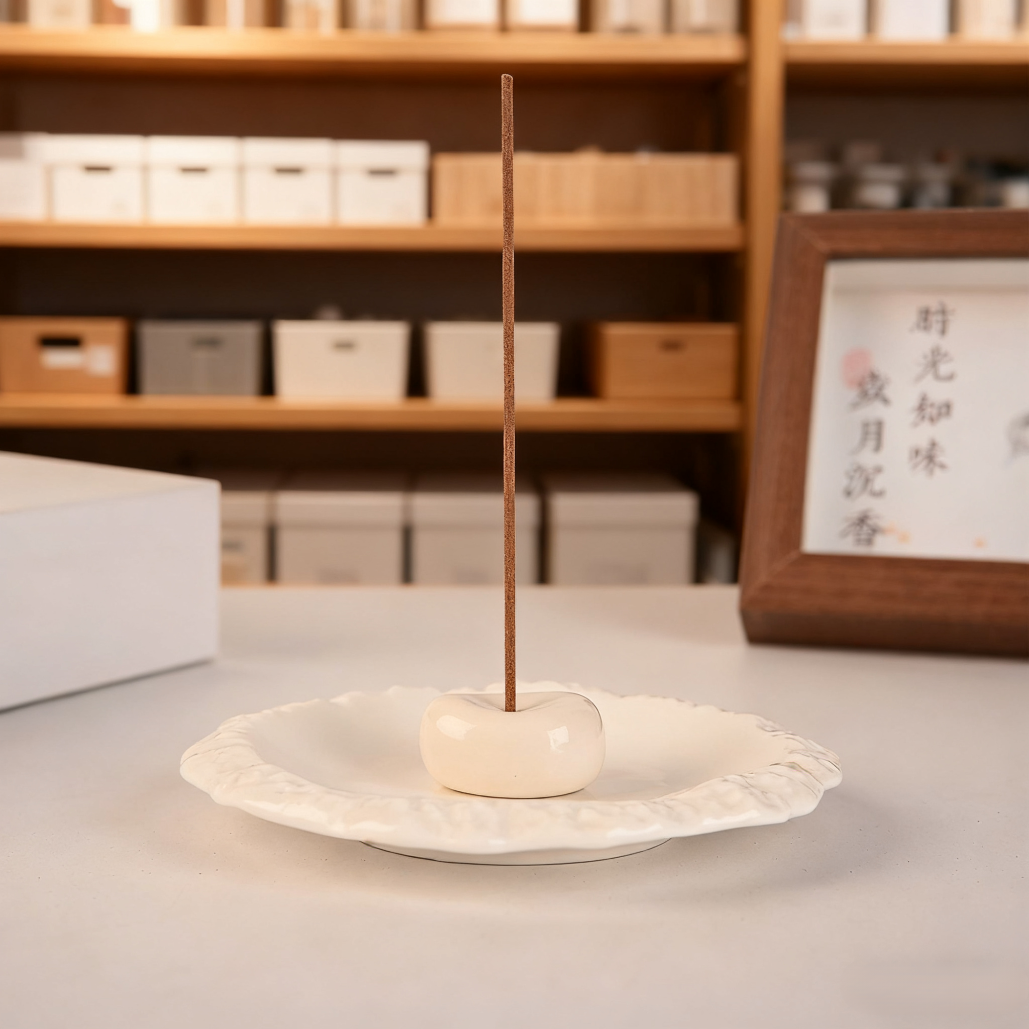 Kadidelnice s kamenným vzorem pro relaxaci