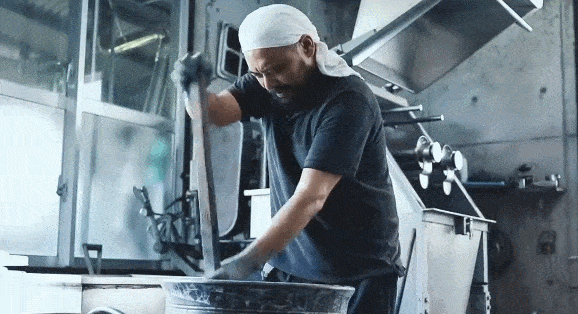 57e49f0eb3470bbed29203718ab3b2f6.gif