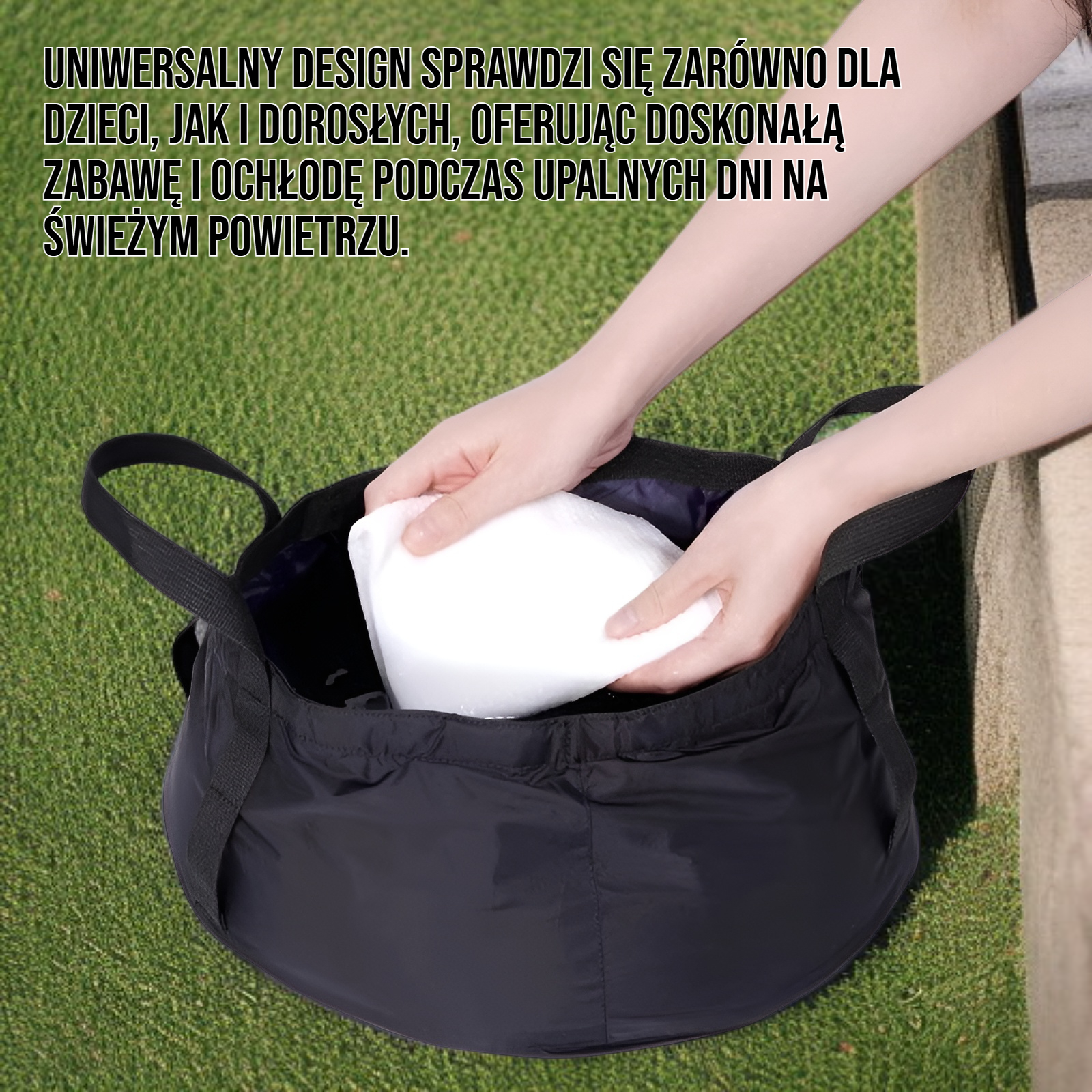 Składany basen turystyczny rozłożony w ogrodzie