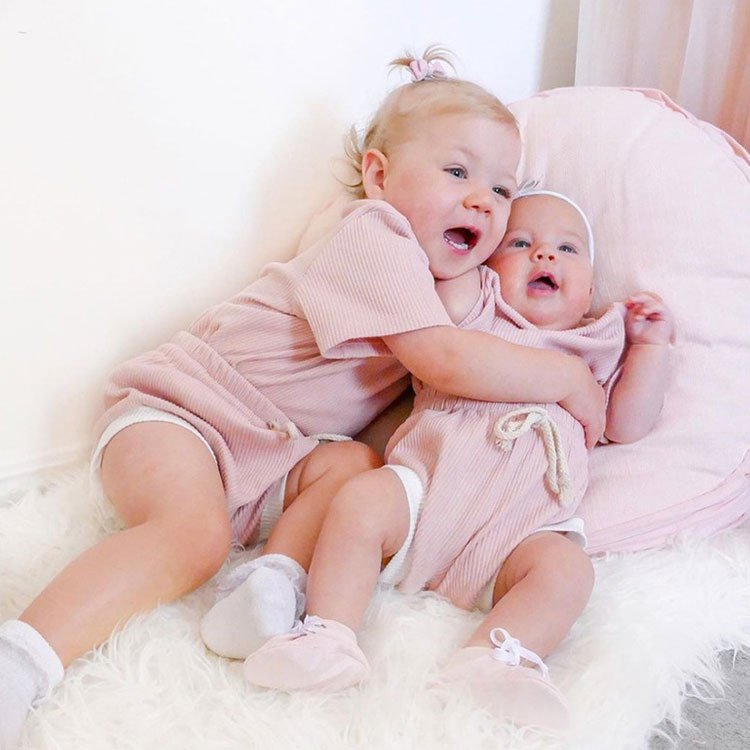 بدلة طفلة من قطعتين