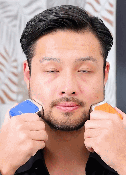 b33545689a6efada8f9cda66be25600e63143211888801007882702EN2e5f94be23e24ca782f2a22d8964bc528 Rotary double ring electric shaver