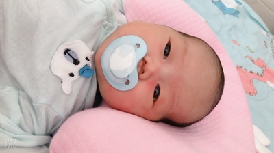 ベビー向き癖防止矯正枕 寝姿勢矯正 絶壁頭 斜頭改善 頭の形が良くなる Tamoper Com