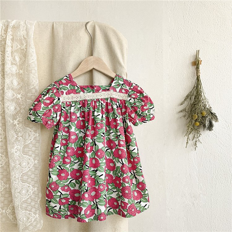 تنورة دانتيل رقبة مربعة للأطفال