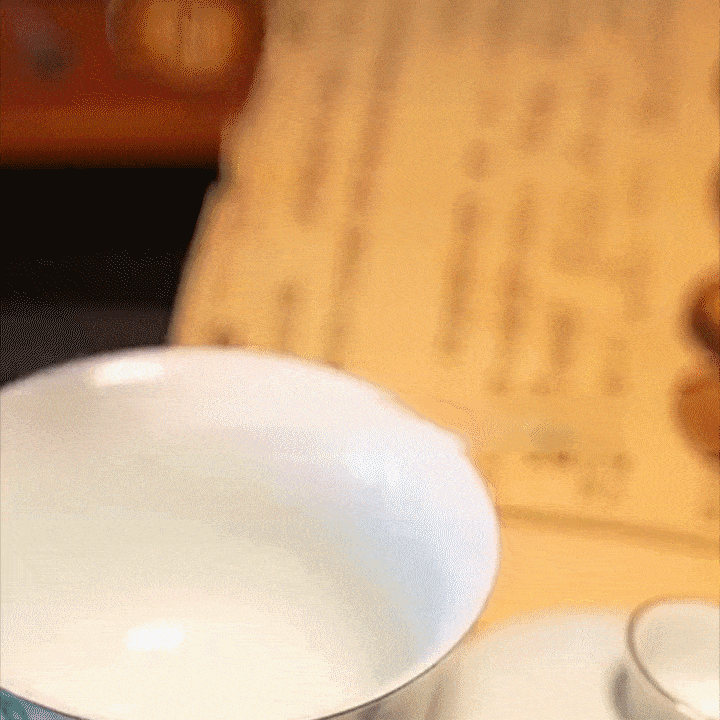 6b7b600bd63933c0ed71304dfc9f989f.gif