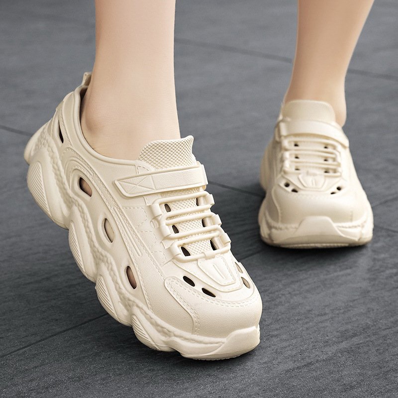 Unisex one-piece river trekking shoes