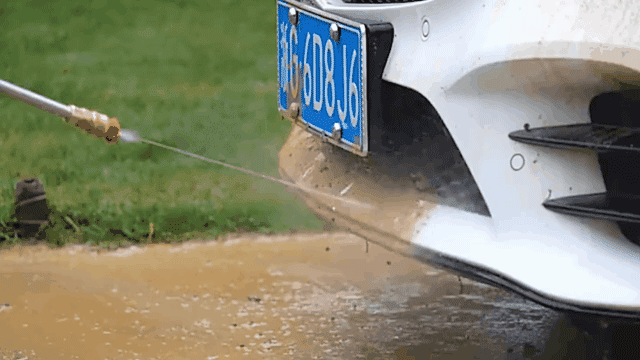 リチウム洗車水鉄砲