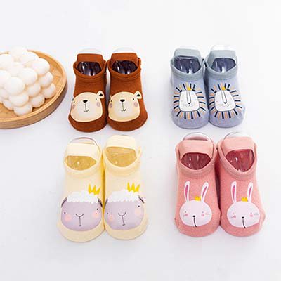 جوارب كارتون للاطفال