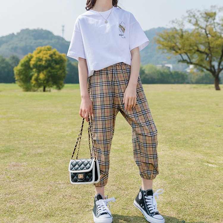 مجموعة من قصيرة الكم الدب الصغير وبنطلون المنقوشة البني للفتاة