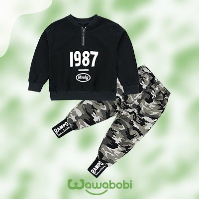 مجموعة سويت شيرت وبنطال بلون مموه للفتيان