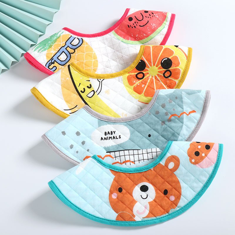 استرضاء المنشفة بطبعة بتلات مقاومة للماء للأطفال الرضّع